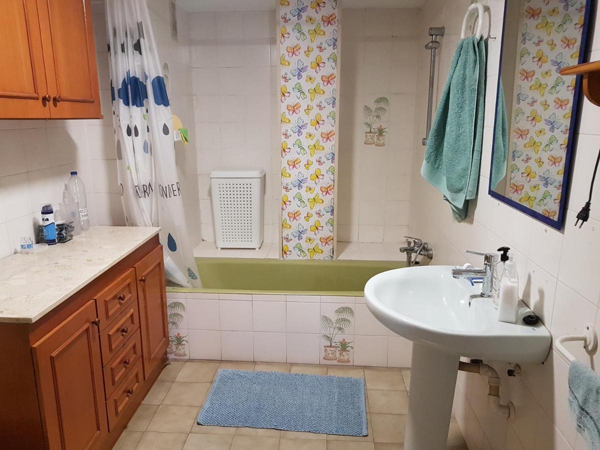 An Apartment In Xeraco With 3 Bedrooms, Located Near Beach And Gandia Bagian luar foto