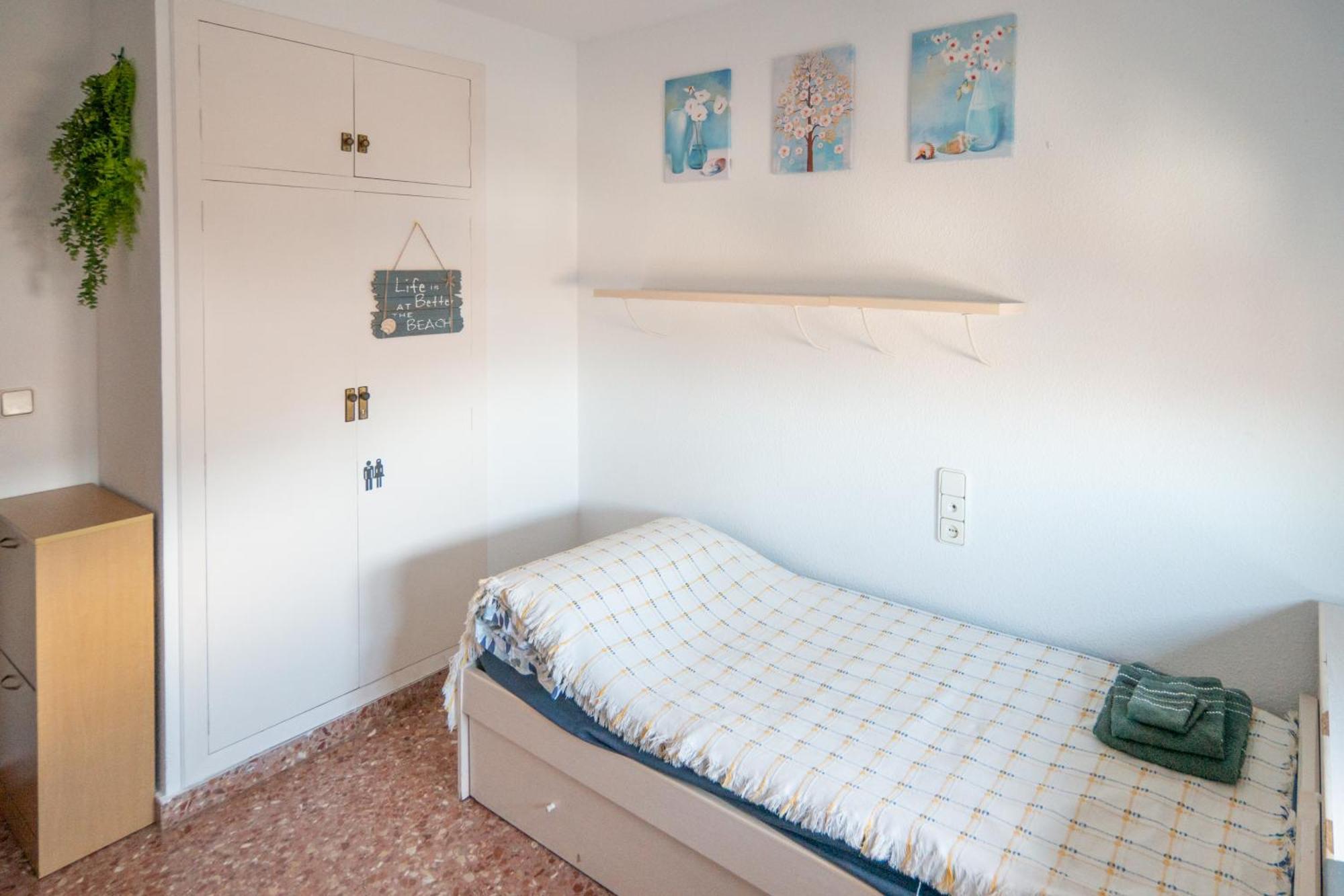 An Apartment In Xeraco With 3 Bedrooms, Located Near Beach And Gandia Bagian luar foto