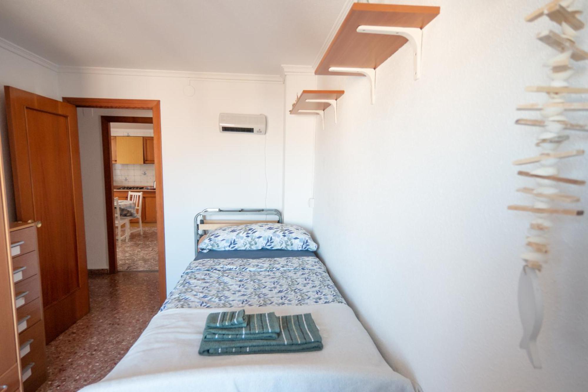 An Apartment In Xeraco With 3 Bedrooms, Located Near Beach And Gandia Bagian luar foto